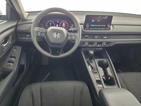 Used 2023 Honda Accord EX image 18