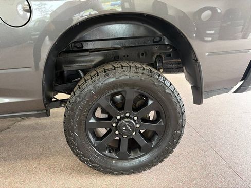 Certified 2024 RAM 2500 Big Horn w/ Night Edition AWD/4WD image 21