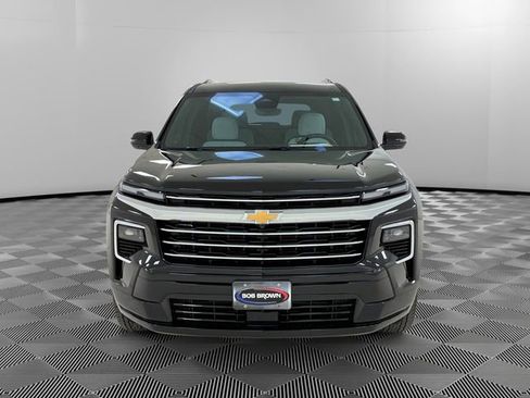 Certified 2025 Chevrolet Traverse High Country w/ LPO, Floor Liner Package AWD/4WD image 8