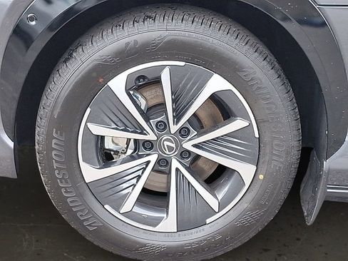 Used 2025 Lexus RZ 450e image 8