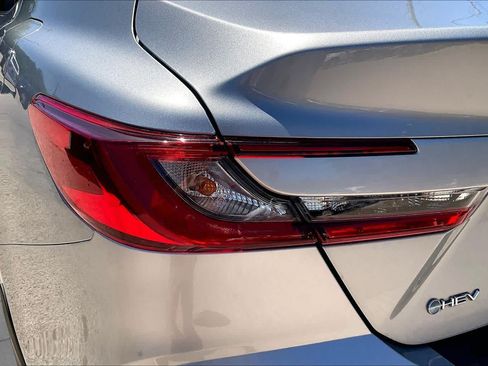 Used 2025 Toyota Camry LE w/ Convenience Package FWD image 28