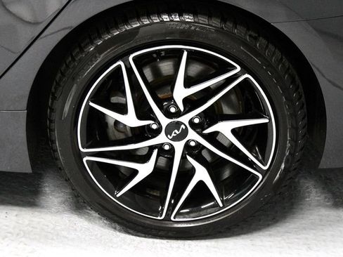 Used 2023 Kia Stinger GT-Line w/ Sun & Sound Package AWD/4WD image 19