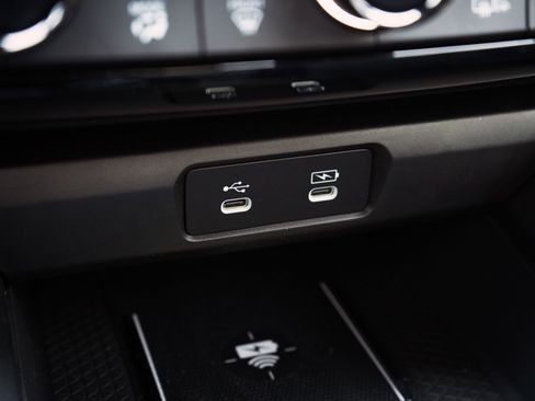 Certified 2025 Honda Accord Touring image 34