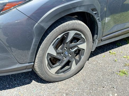 Used 2024 Subaru Crosstrek 2.5i Limited AWD/4WD image 9