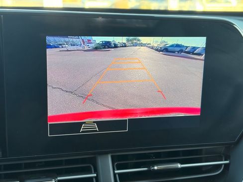 Used 2026 Chevrolet Trax LS FWD image 23
