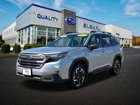 Certified 2025 Subaru Forester Limited image 1