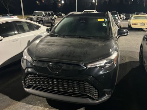 Used 2025 Toyota Corolla Cross AWD Hybrid image 3