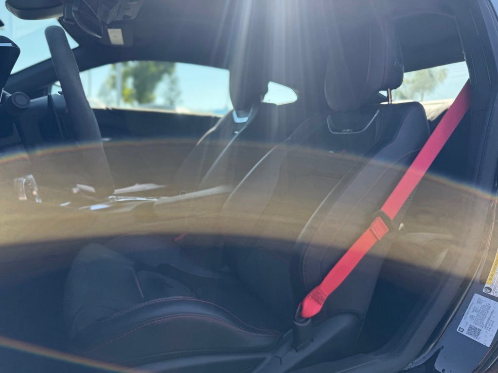 Used 2020 Chevrolet Camaro ZL1 RWD image 14