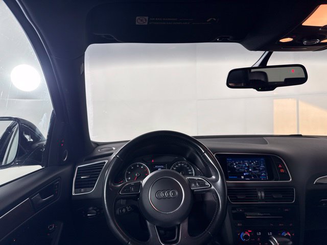Used 2016 Audi Q5 2.0T Premium Plus w/ Technology Package AWD/4WD image 31