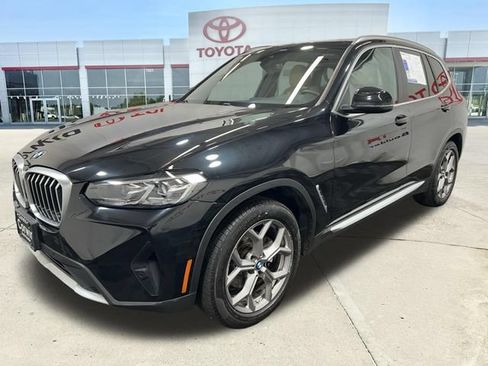 Used 2023 BMW X3 xDrive30i w/ Convenience Package AWD/4WD image 3