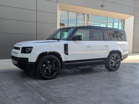 New 2026 Land Rover Defender 130 X-Dynamic SE AWD/4WD image 1