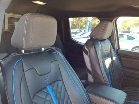 Used 2024 Toyota Tacoma TRD Sport image 18