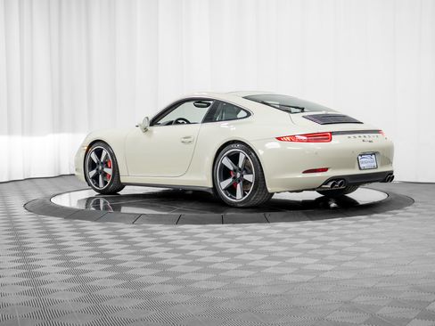 Certified 2014 Porsche 911 50th Anniversary Edition RWD image 48