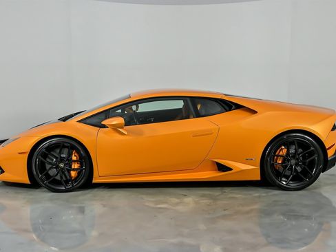 Used 2015 Lamborghini Huracan LP 610-4 image 8