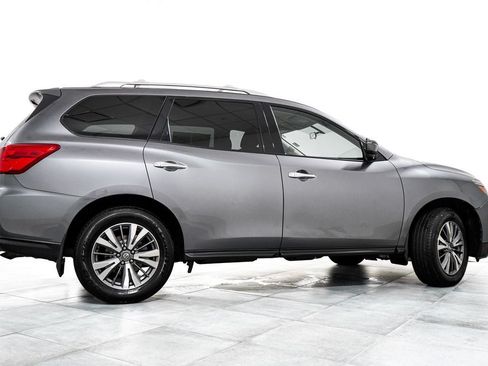 Used 2020 Nissan Pathfinder S AWD/4WD image 7