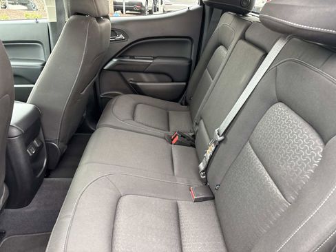 Used 2020 GMC Canyon SLE w/ Elevation Edition image 29