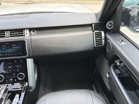 Used 2020 Land Rover Range Rover HSE AWD/4WD image 18