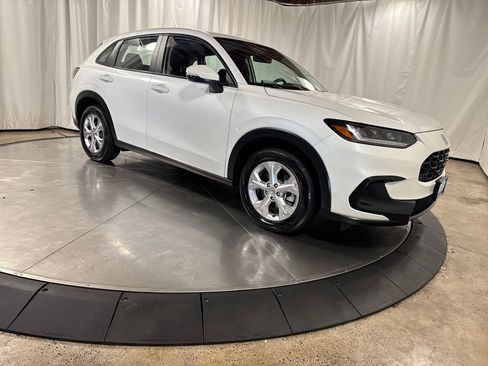 Certified 2023 Honda HR-V LX image 10