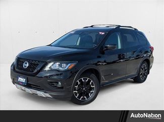 Used 2019 Nissan Pathfinder SL image 1