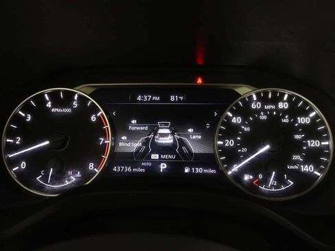 Used 2023 Nissan Rogue SV AWD/4WD image 34