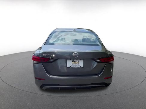 Used 2025 Nissan Sentra SV FWD image 12