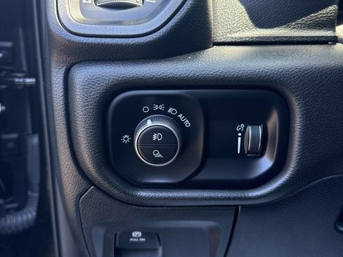 Used 2026 RAM 1500 Warlock AWD/4WD image 13