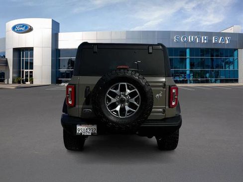 Certified 2025 Ford Bronco Badlands AWD/4WD image 4