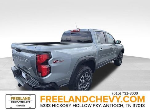 Used 2023 Chevrolet Colorado Z71 w/ Z71 Convenience Package 2 AWD/4WD image 2