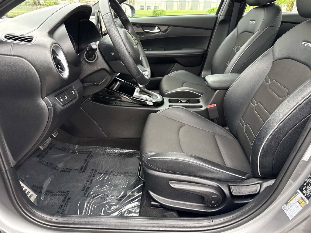 Used 2023 Kia Forte GT-Line w/ GT-Line Premium Package FWD image 24