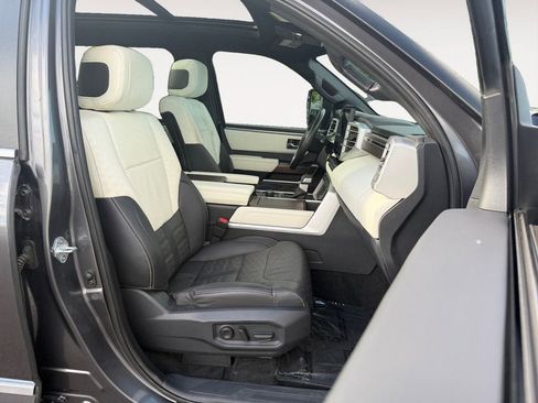 Used 2024 Toyota Tundra Capstone AWD/4WD image 25