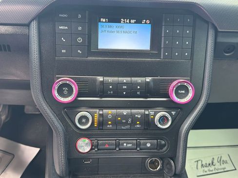 Used 2022 Ford Mustang GT w/ Black Accent Package RWD image 14
