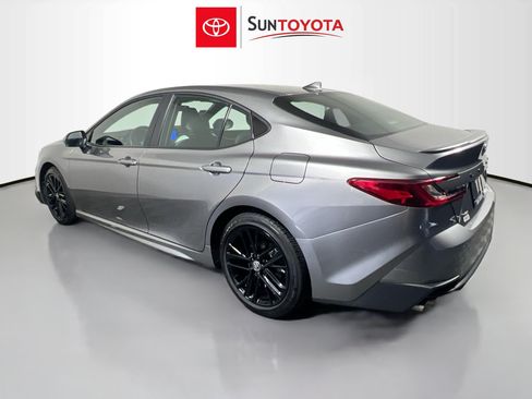 Used 2026 Toyota Camry SE FWD image 6