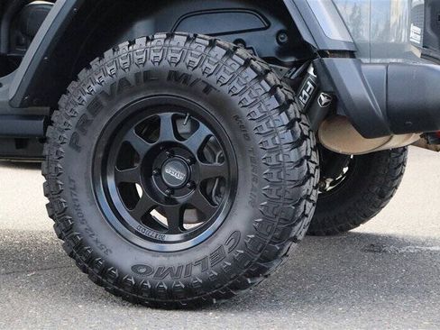 Used 2019 Jeep Wrangler Unlimited Rubicon AWD/4WD image 31