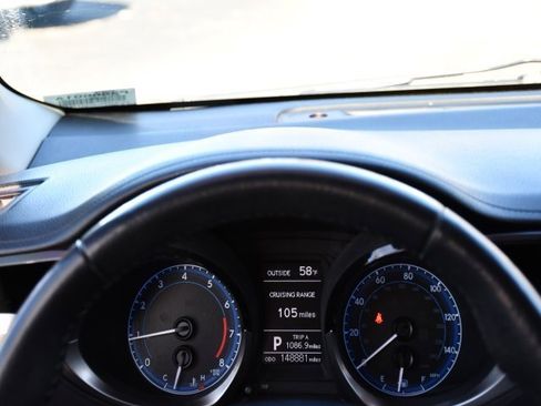 Used 2014 Toyota Corolla S image 23