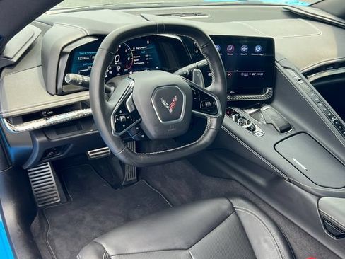 Used 2023 Chevrolet Corvette Stingray Coupe RWD image 3