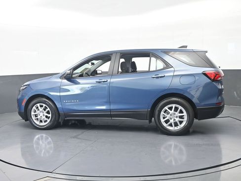 Used 2024 Chevrolet Equinox LS FWD image 3