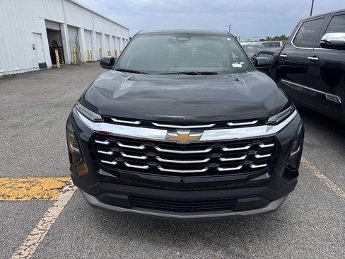 Used 2026 Chevrolet Equinox LT w/ Convenience Package II FWD image 13
