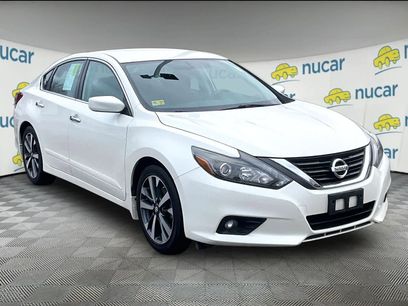 Used 2017 Nissan Altima 2.5 SR w/ LED Appearance Package