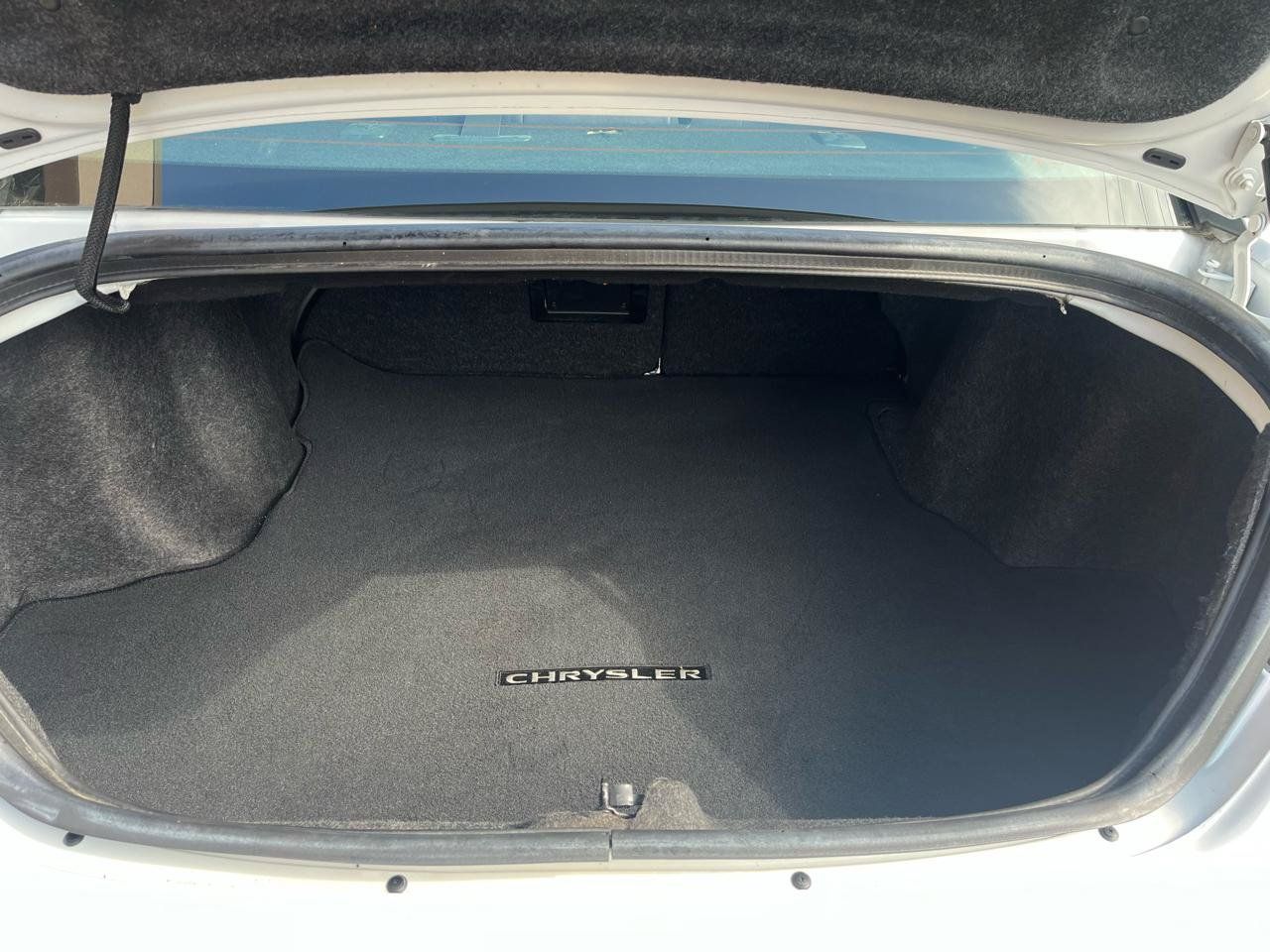 Used 2013 Chrysler 200 Touring w/ S Exterior Appearance Pkg FWD image 7