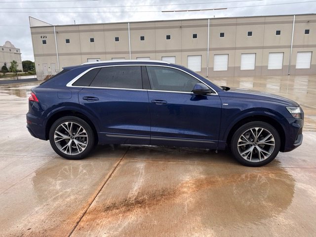 Used 2021 Audi Q8 Premium Plus AWD/4WD image 4