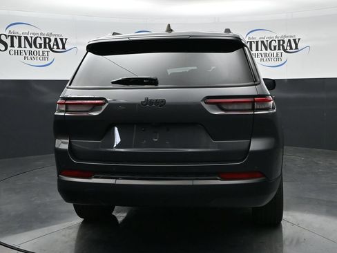 Used 2023 Jeep Grand Cherokee L Laredo RWD image 6