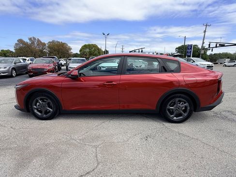 Used 2025 Kia K4 LXS image 7