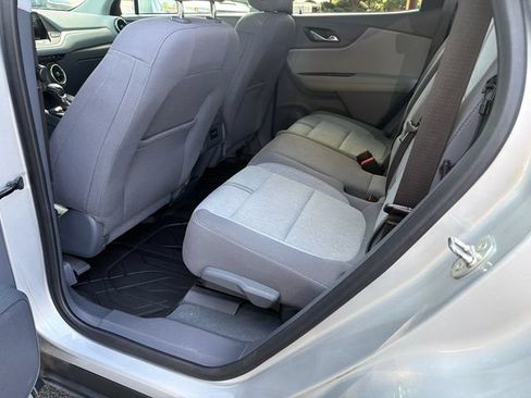 Used 2020 Chevrolet Blazer LT FWD image 21