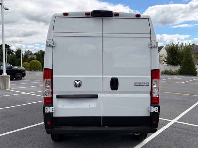 New 2027 RAM ProMaster 2500 FWD image 5