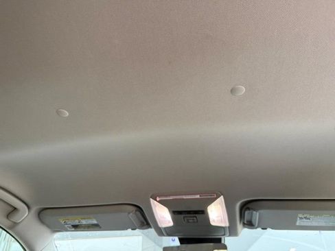 Used 2022 Toyota RAV4 XLE AWD/4WD image 15