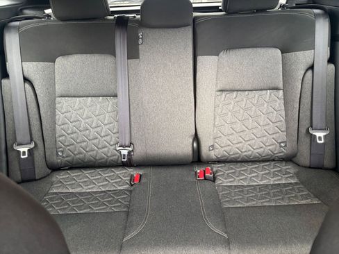 Used 2025 Nissan Kicks SV image 34