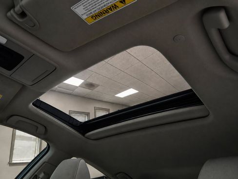 Used 2025 Honda Accord SE image 8