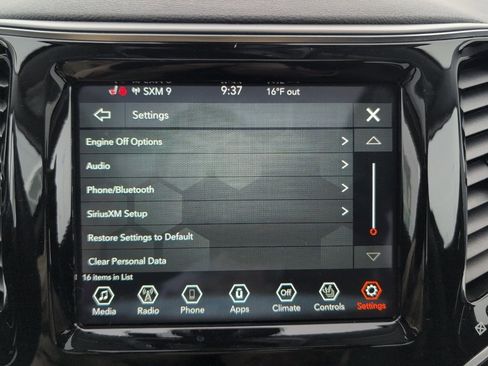 Used 2021 Jeep Cherokee Limited image 45