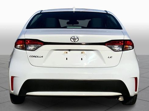 Used 2020 Toyota Corolla LE image 4