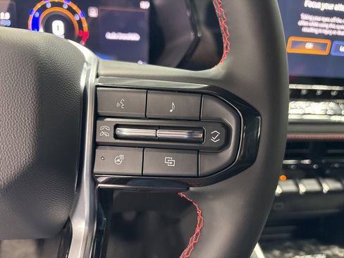 New 2025 Chevrolet Colorado Z71 w/ Z71 Convenience Package 2 image 12